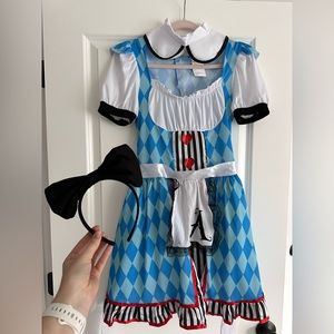Alice in Wonderland Costume Size Medium Bow and Collar Included